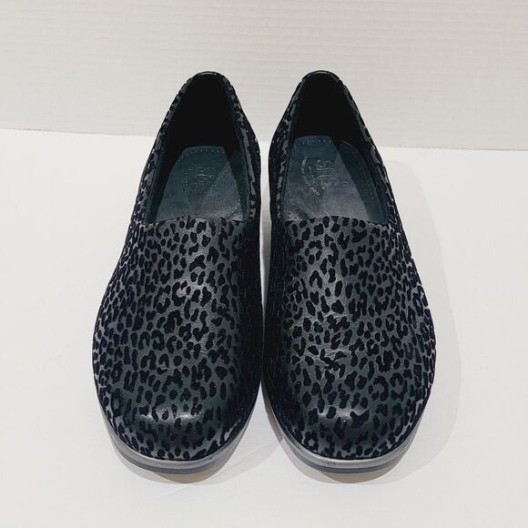 SAS Bliss Womens Black Leopard Shoes Sz 8 WW Comfort Wedge Tripad Clogs Loafers - Picture 4 of 14
